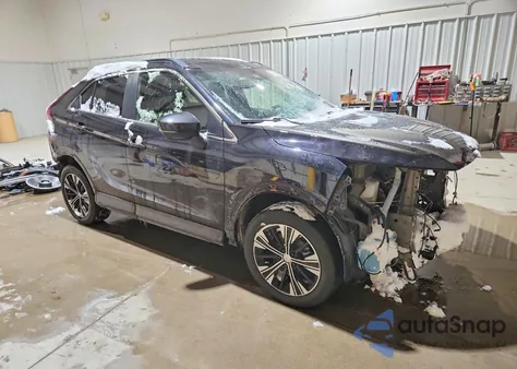 2022 Mitsubishi Eclipse Cross Se z USA, uszkodzony, nr VIN JA4ATWAA2NZ045508